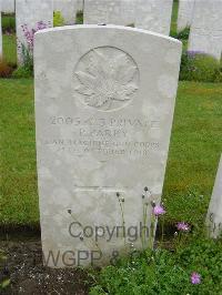 Etaples Military Cemetery - Parry, Peter